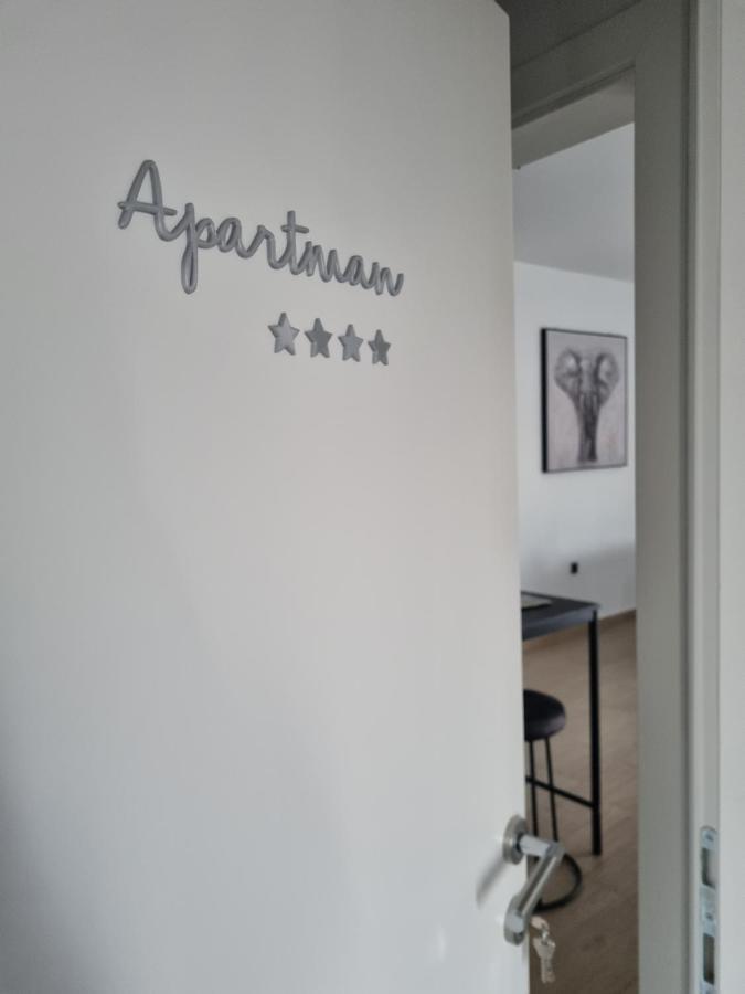 Apartmani Toni เดอร์นิช ภายนอก รูปภาพ